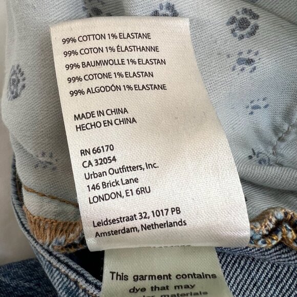 Anthropologie Pilcro Yaya Kick Flare Medium Vintage Wash Jeans sz 28P - Picture 6 of 14